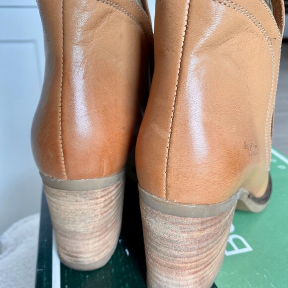 Belfield Blonde Lather Waterproof Boots - Picture 4 of 9